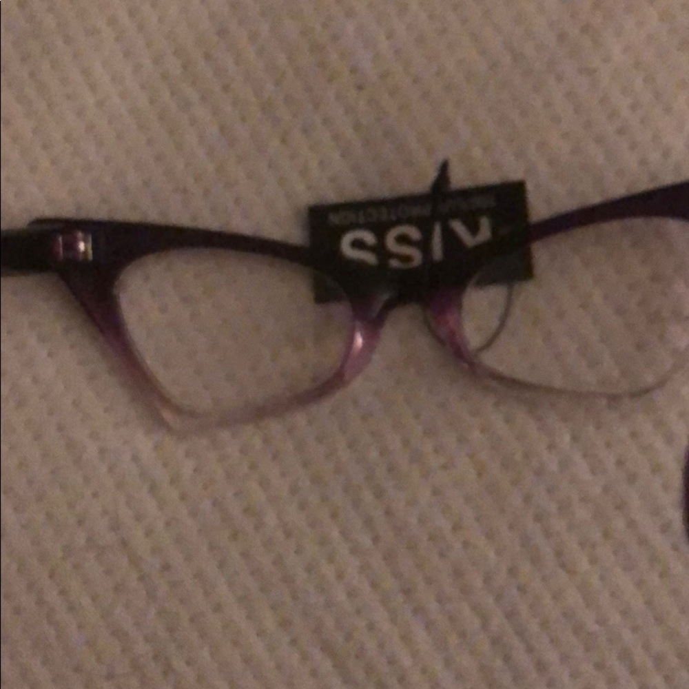 Purple cat eye frames - Picture 3 of 4